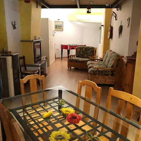 Appartamento Loft Con Parcheggio Gratuito Bardonecchia Exterior photo